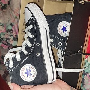 Converse blk white chuck taylor all star high tops preschool 12 yr unisex BNIB
